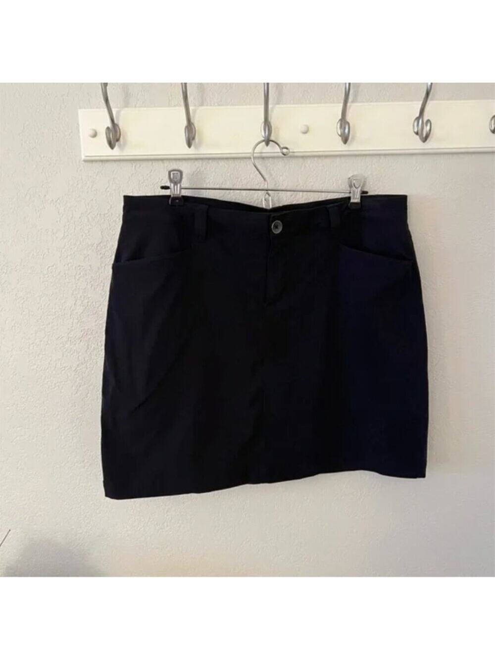 Eddie Bauer Black Skort